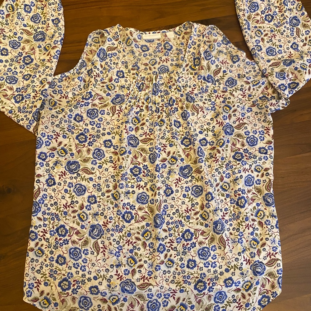 Floral Blue and Cream Long Sleeve Blouse